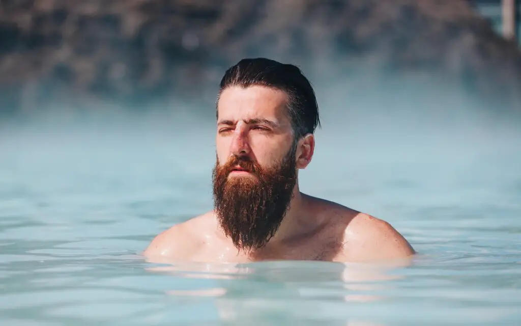 How to Control Dandruff in Beard