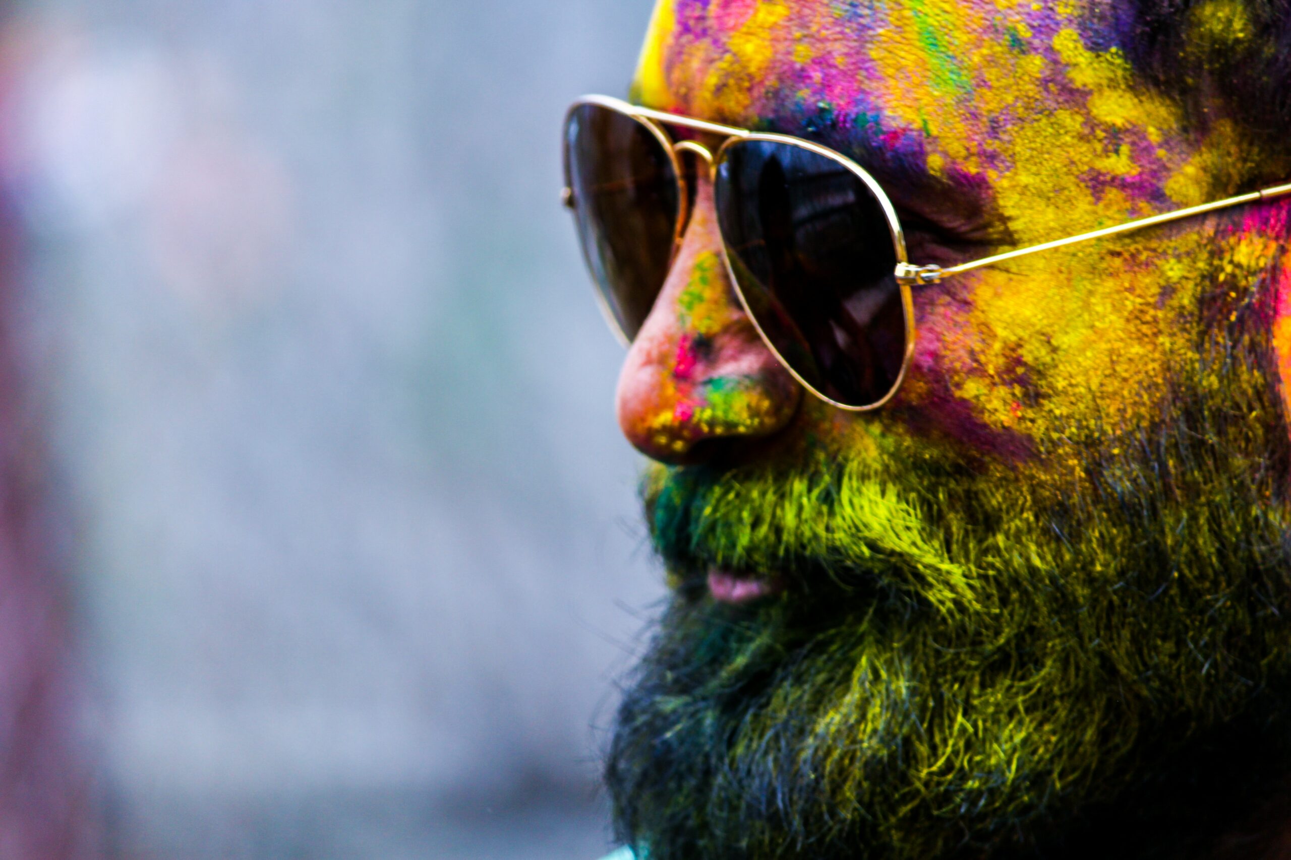 12 Gross & Weird Beard Facts - beardition